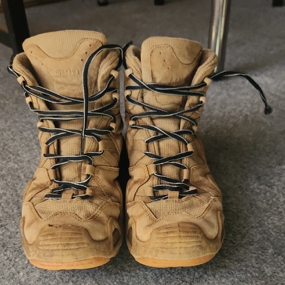 Used Tan Lowa Zephyr, With Lots Of Life Left. - Picture 1 of 8